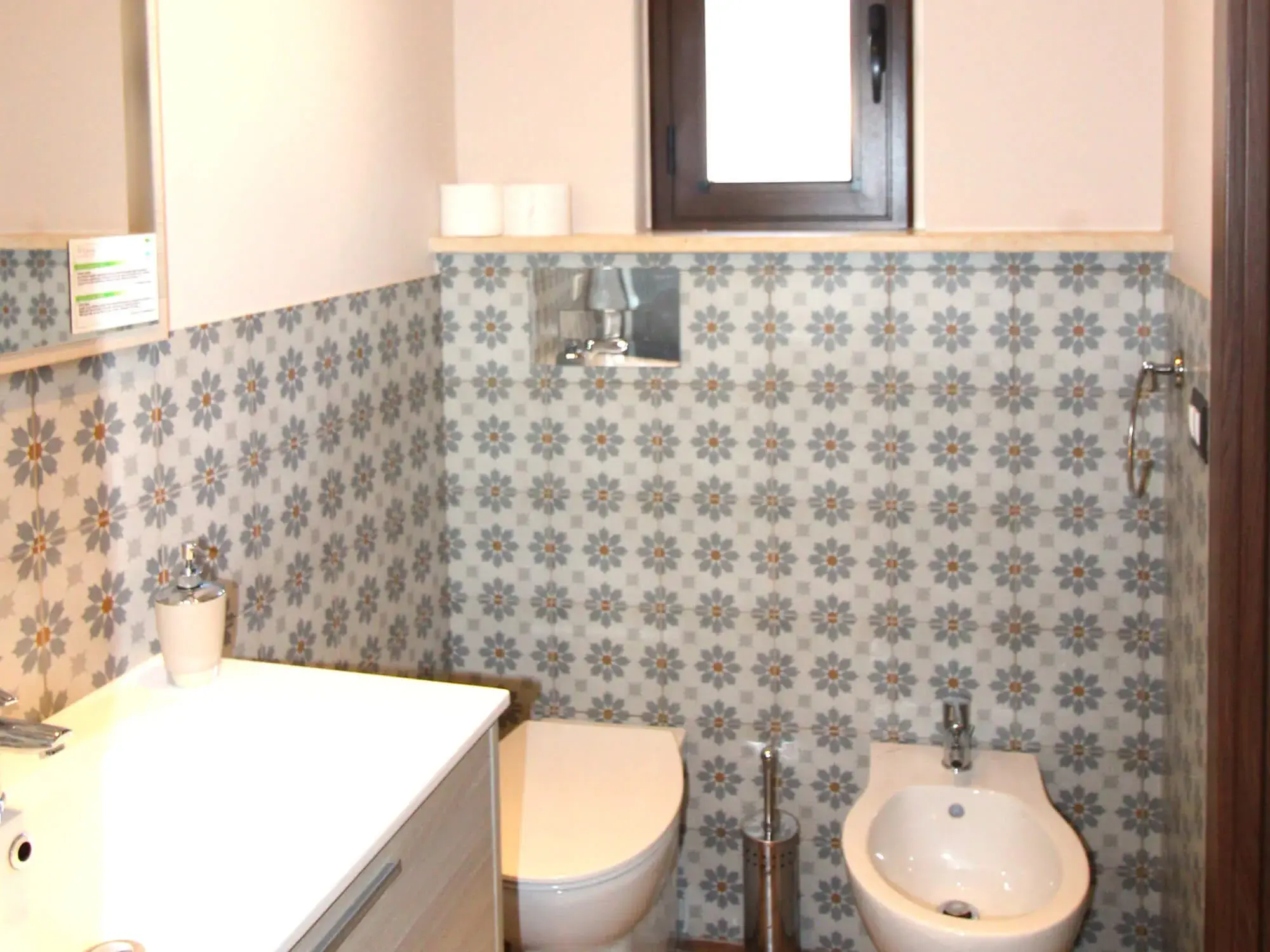 Bathroom 2a